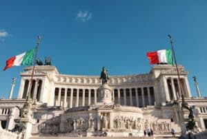 É possível abrir uma conta bancária na Itália sem residência? 